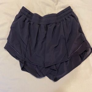 Lululemon Hotty Hot Short '4